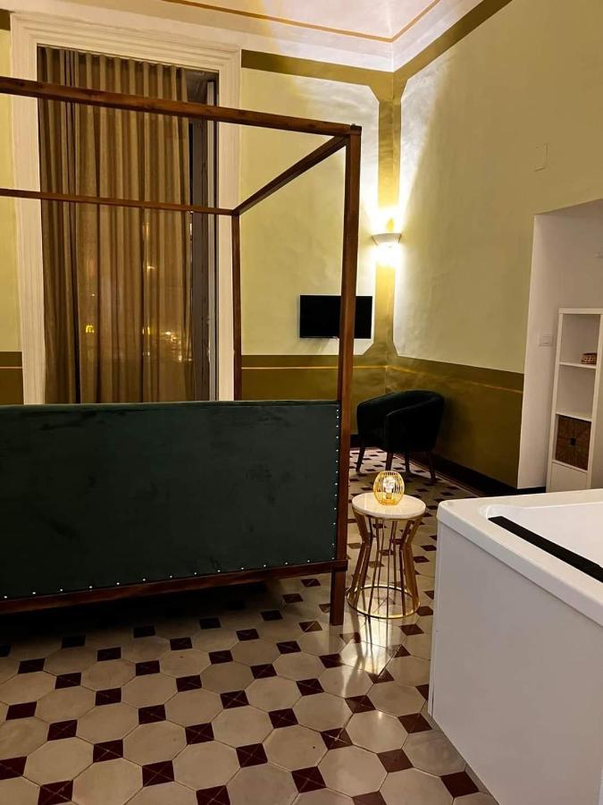 Toscano Palace Luxury Rooms كاتانيا المظهر الخارجي الصورة